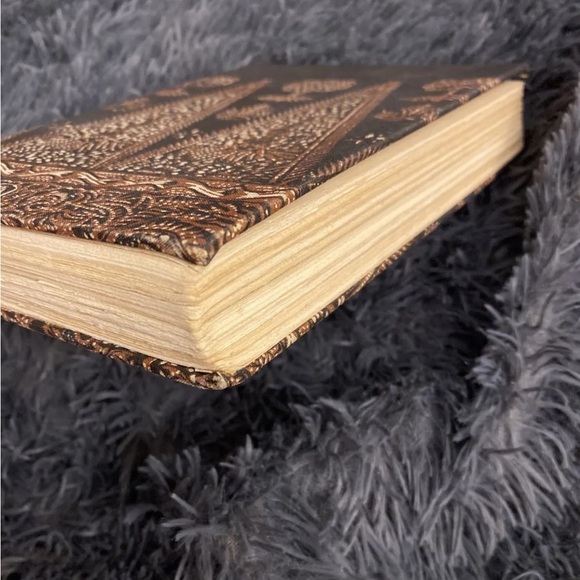 “Three Came Home” Vintage book - Picture 6 of 8